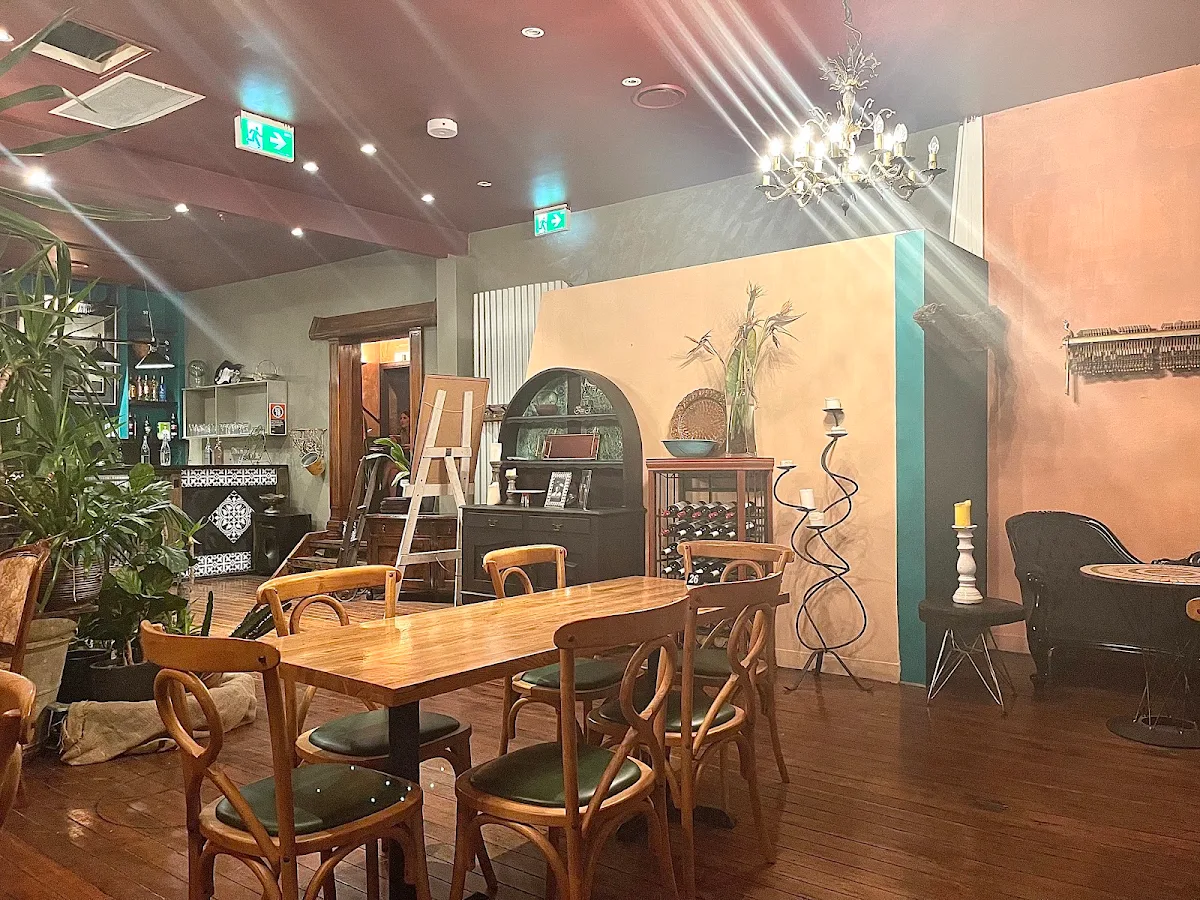 Vibe, Lola Cocina Spanish Restaurant Crows Nest