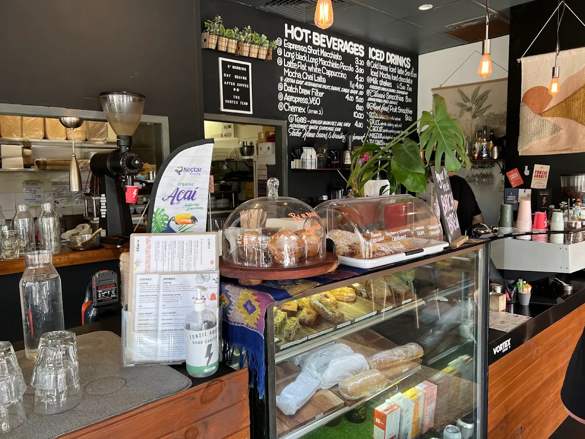 Vibe, CRAE CAFE