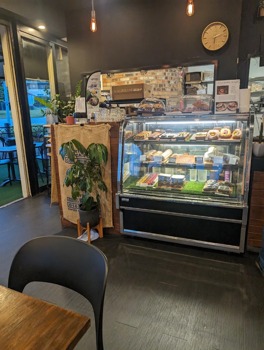 Vibe, CRAE CAFE