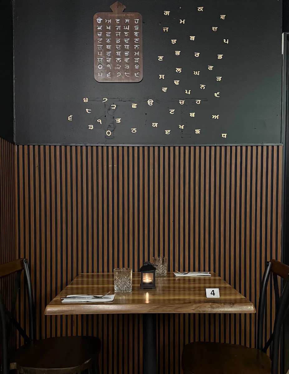 Vibe, Punjabi Brothers - Indian Cuisine Kenmore