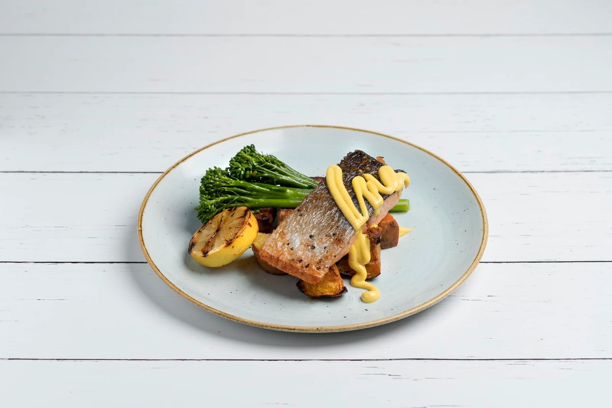 Food & drink, Gladstone Reef Hotel