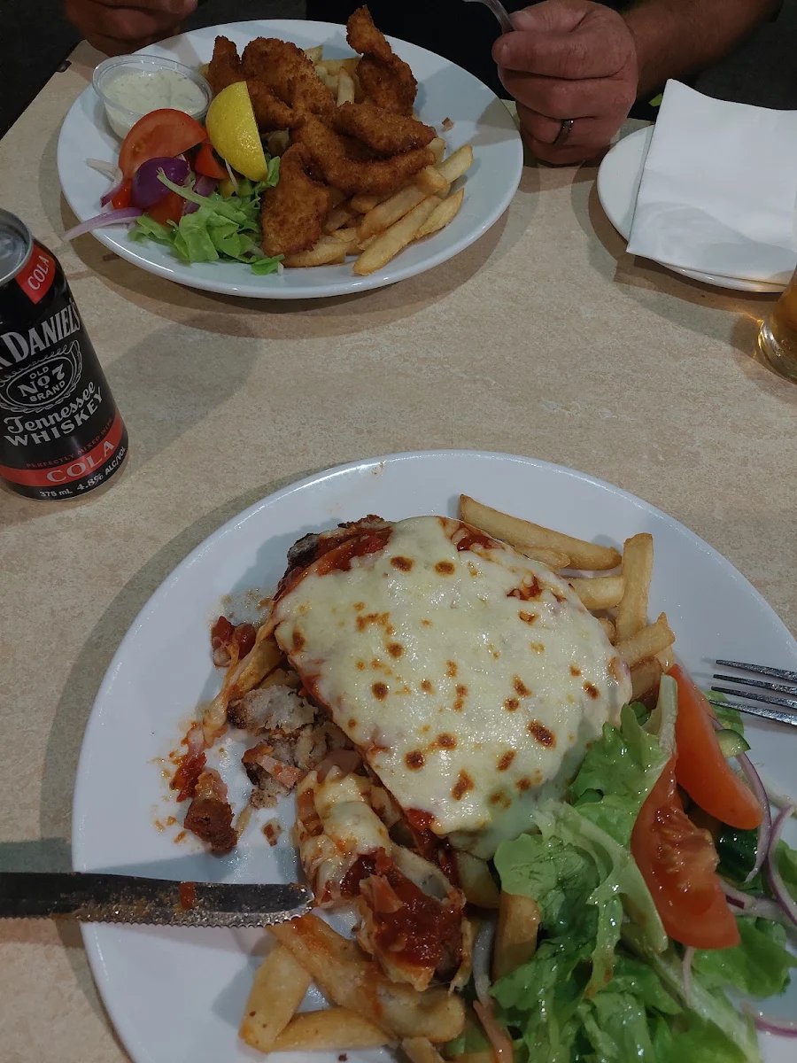 Food & drink, Mount Tyson Hotel
