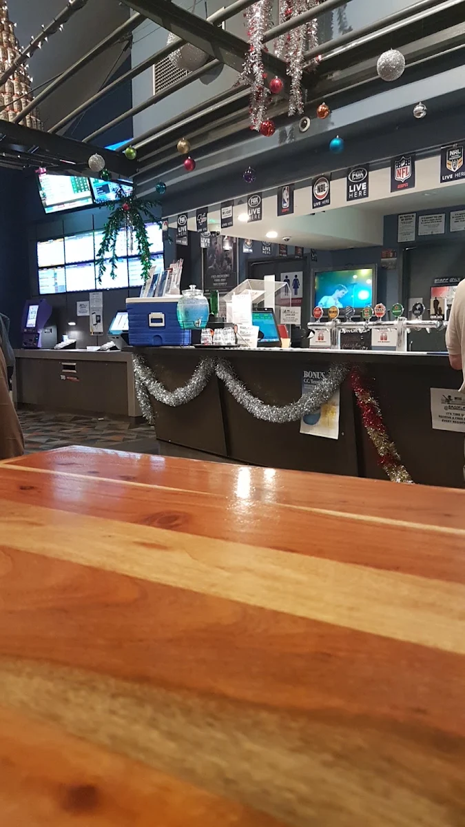 Vibe, Brooklands Tavern