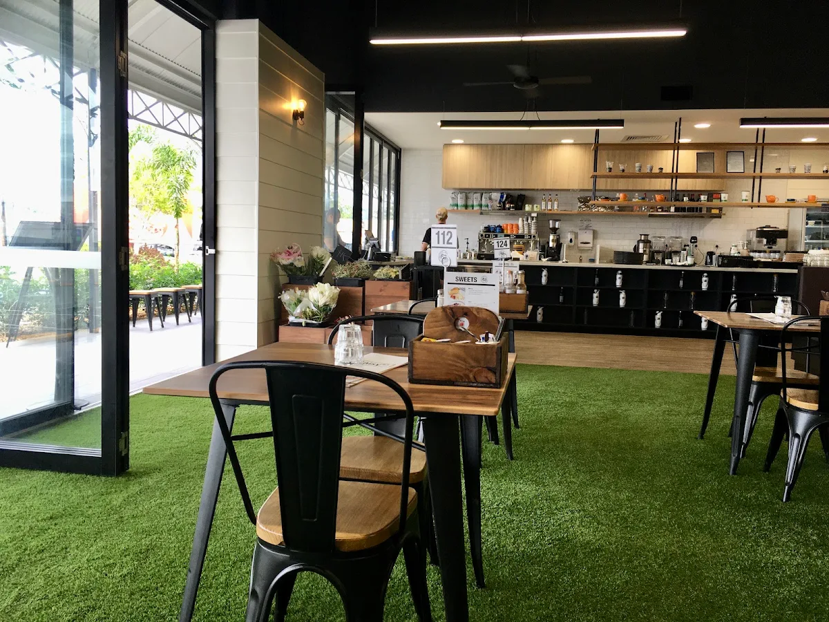 Vibe, Cafe 63 Morayfield