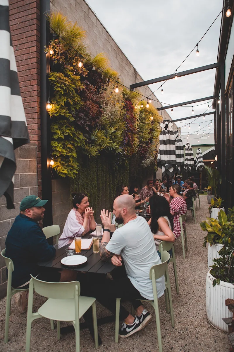Vibe, Campground Kitchen & Bar