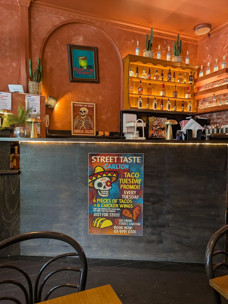 Vibe, Street Taste - Carlton