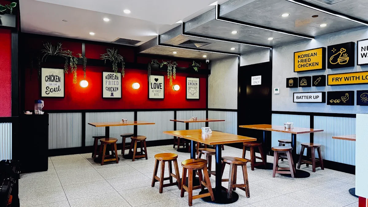 Vibe, NeNe Chicken Caulfield