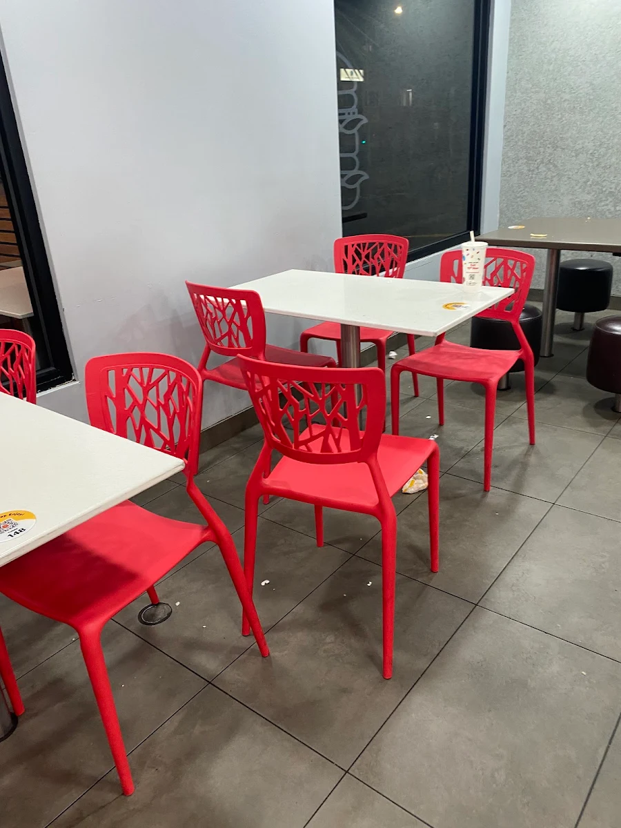 Vibe, McDonald's Geelong Central