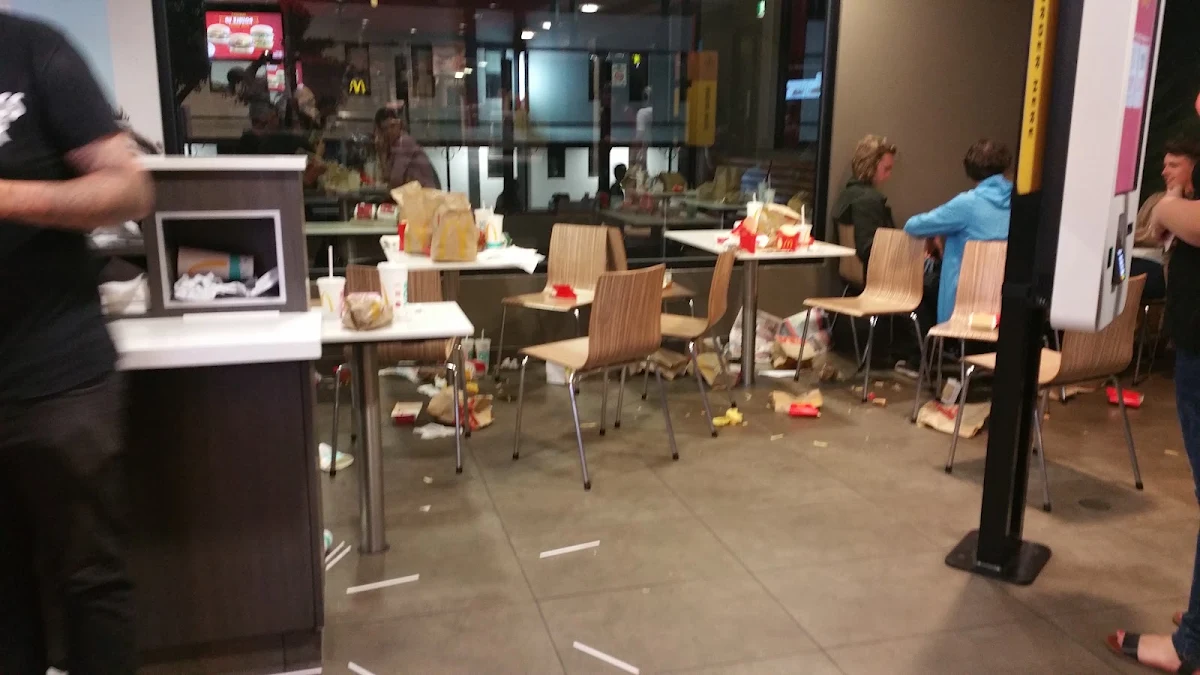 Vibe, McDonald's Geelong Central