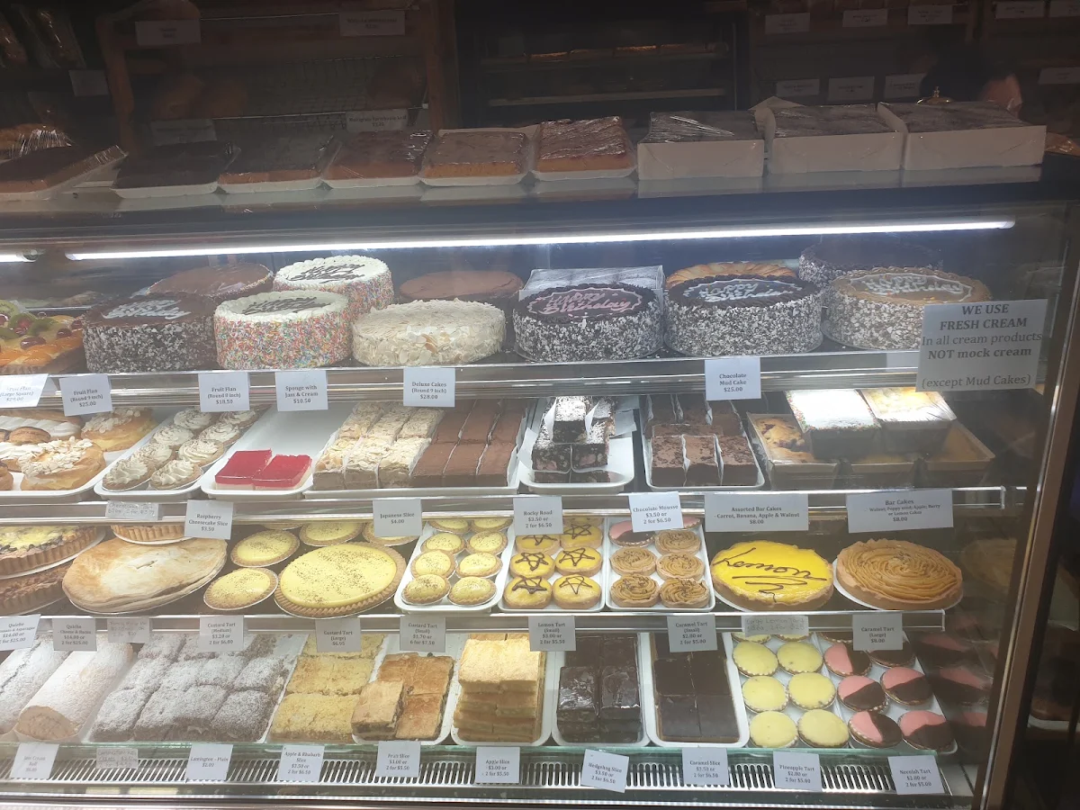 Vibe, Knightsbridge bakery