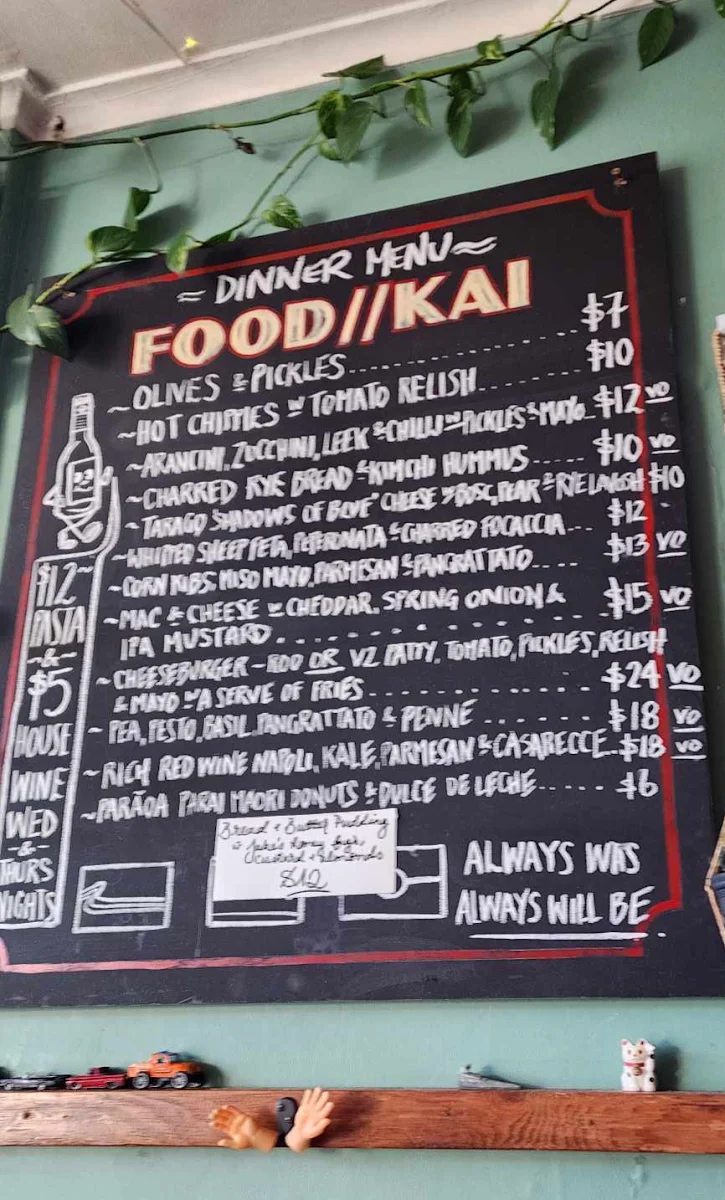 Menu, True North