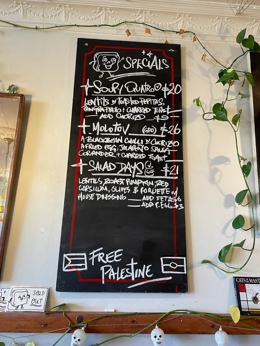 Menu, True North