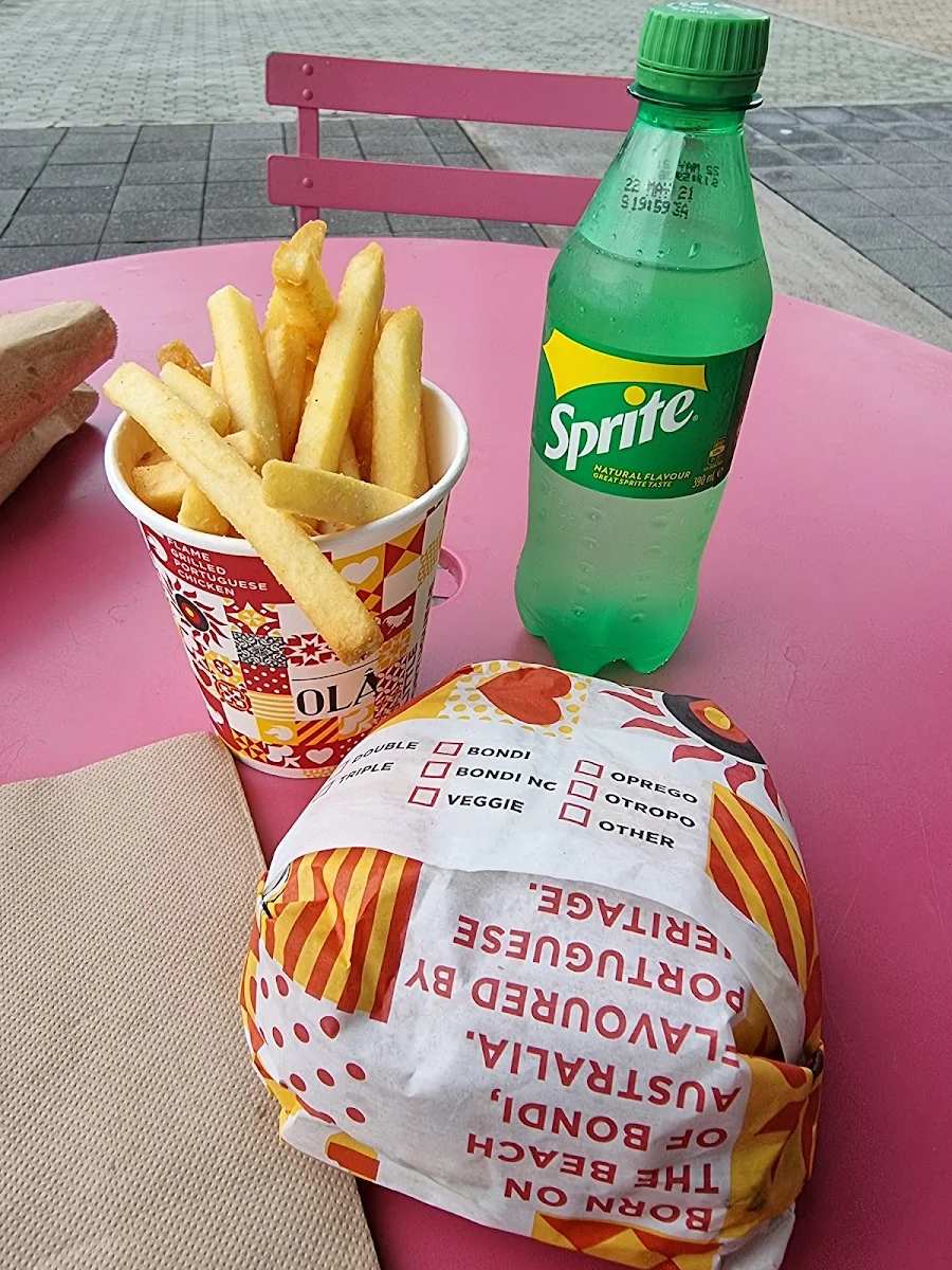 Food & drink, Oporto Entertainment Quarter