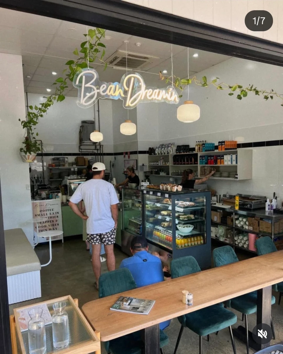 Vibe, Bean Dreamin Coffee Co
