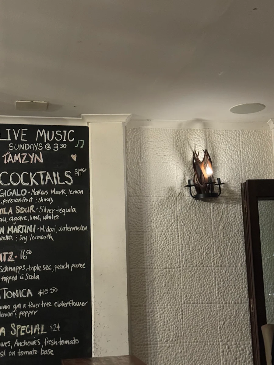 Menu, Mr Basil Rockingham