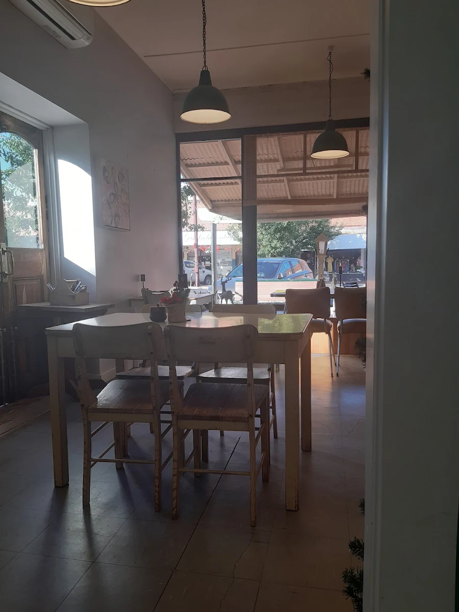 Vibe, DIMBOOLA STORE