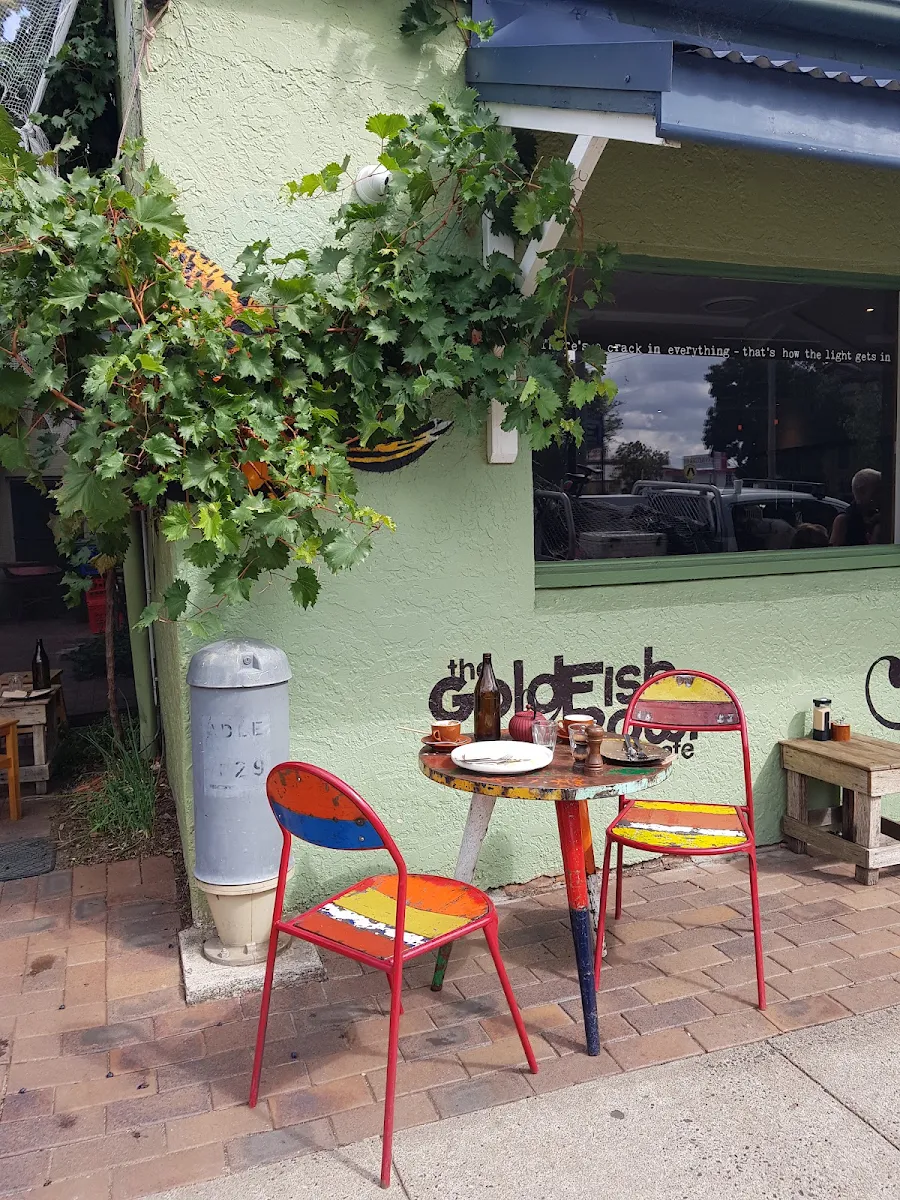 Vibe, Goldfish Bowl Cafe & Bakery
