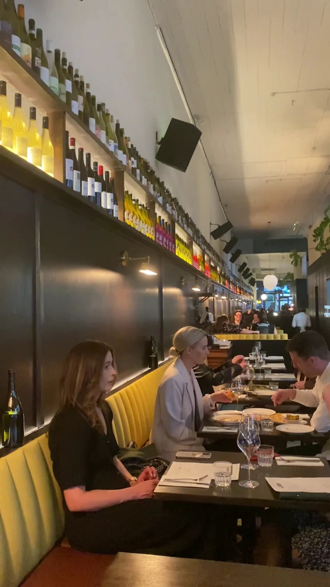 Vibe, Windsor Wine Room