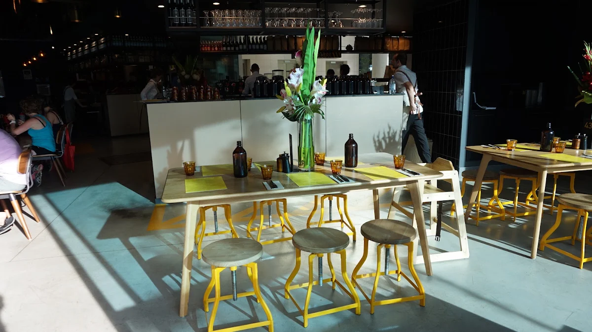 Vibe, Space Kitchen