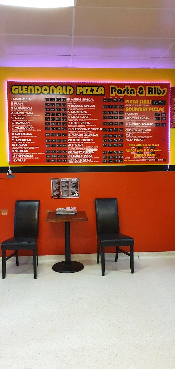 Menu, Glendonald Pizza