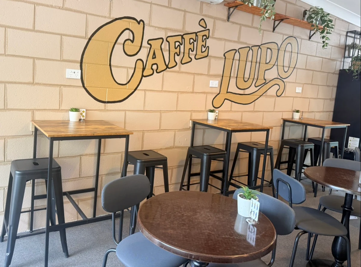 Vibe, Caffè Lupo
