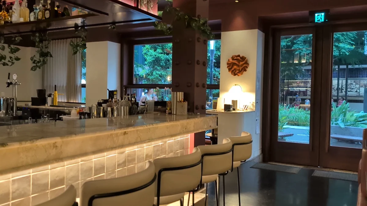 Vibe, Como Restaurant