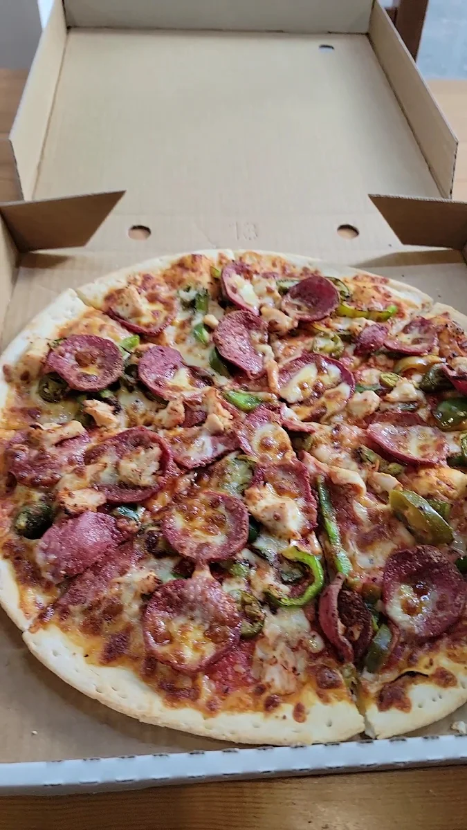 Food & drink, Evergreen Pizzeria