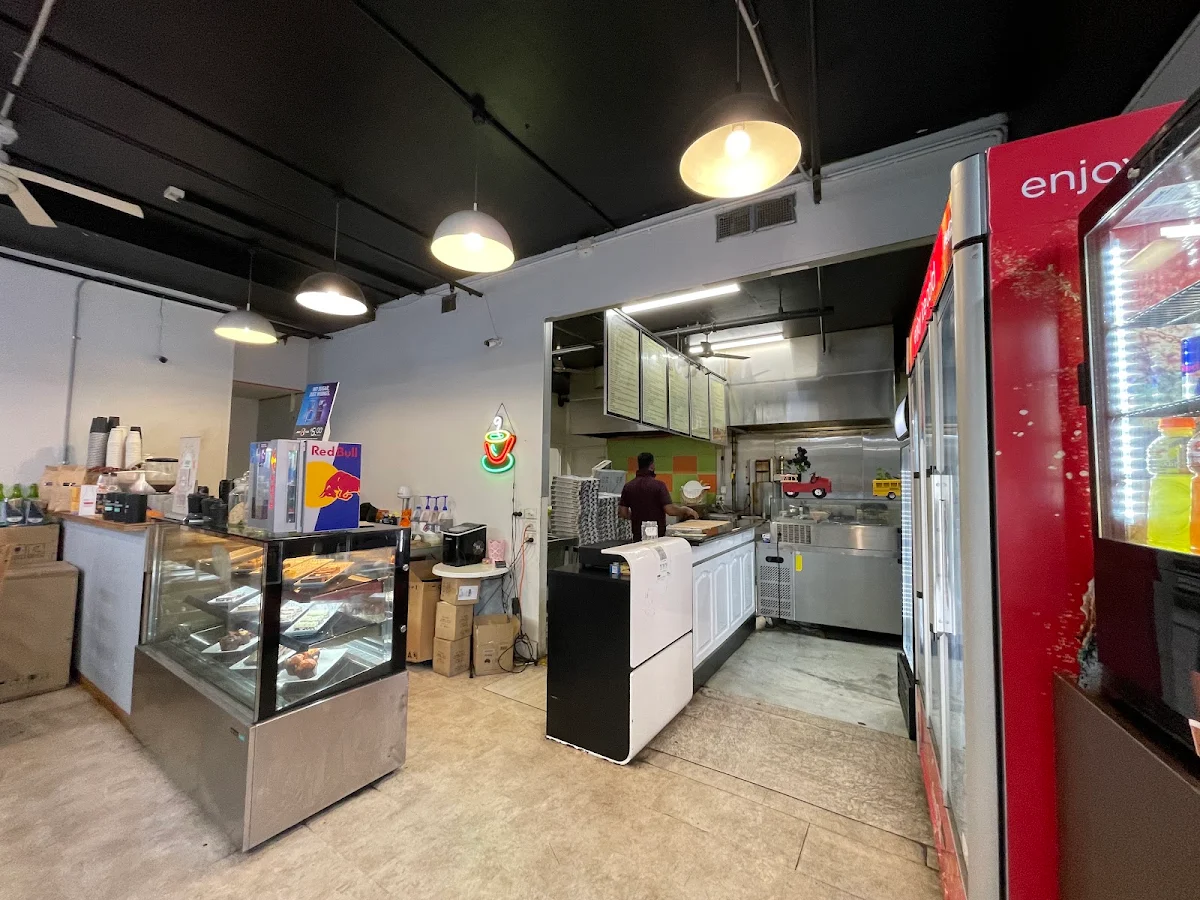 Vibe, Evergreen Pizzeria