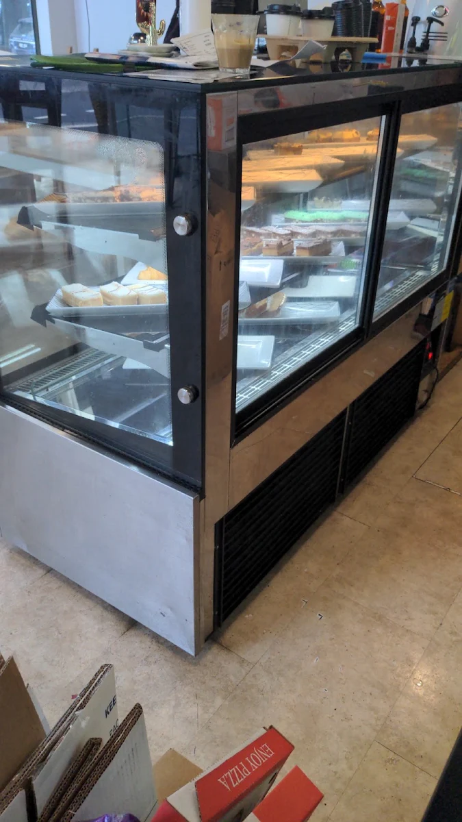 Vibe, Evergreen Pizzeria