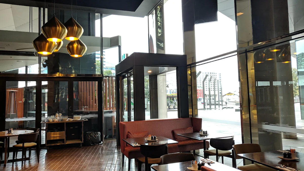 Vibe, Dock 37 Bar and Kitchen