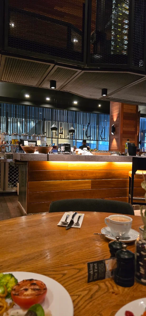 Vibe, Dock 37 Bar and Kitchen
