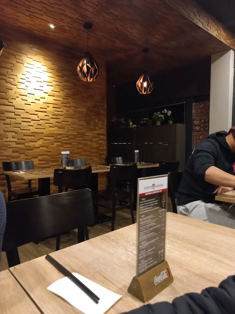 Vibe, Ramen Samurai