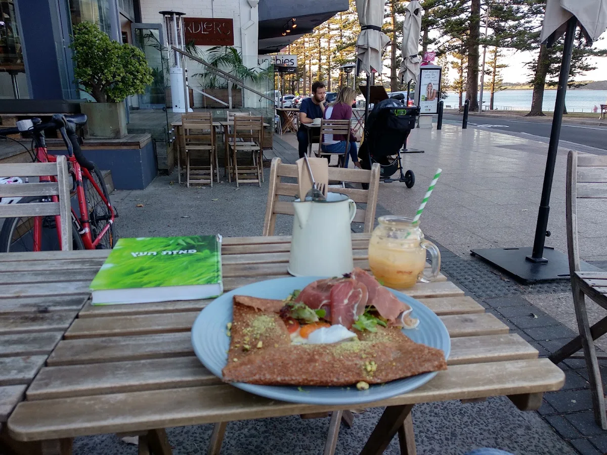 Vibe, Girdlers Café - Dee Why