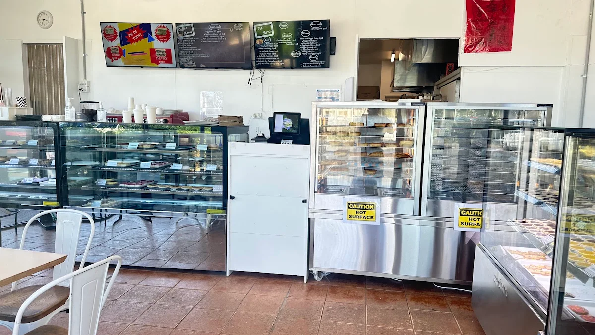 Vibe, Bakes & Cakes Bakery