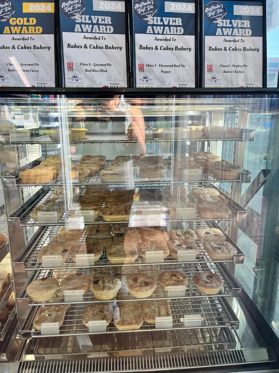 Vibe, Bakes & Cakes Bakery