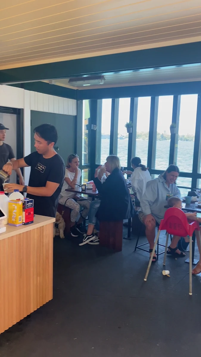 Vibe, Celsius Coffee & Dining