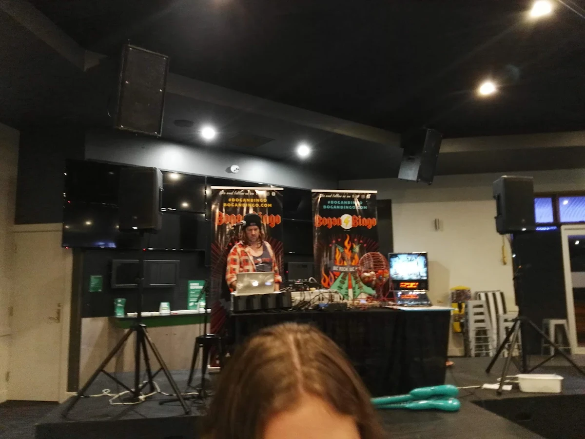 Vibe, Salisbury Hotel