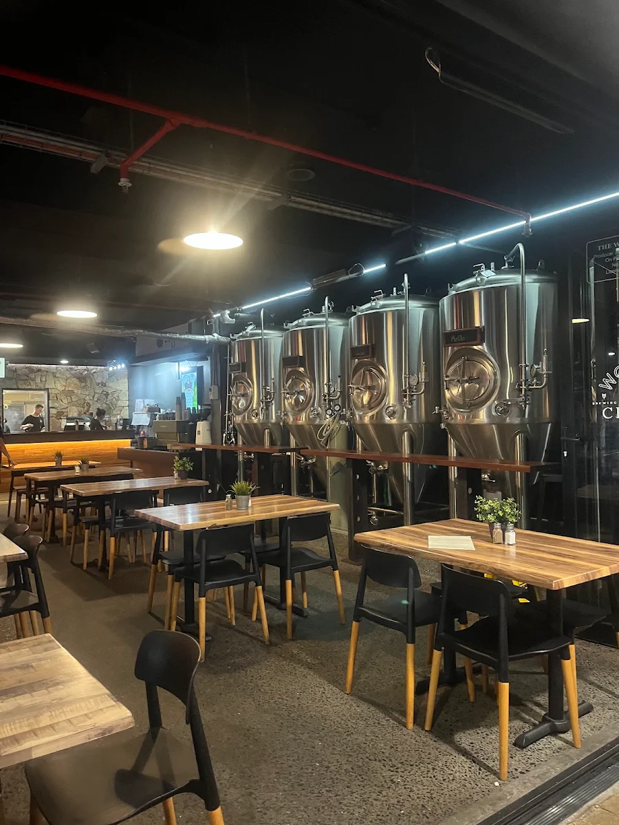 Vibe, Wobbly Chook Brewing Co