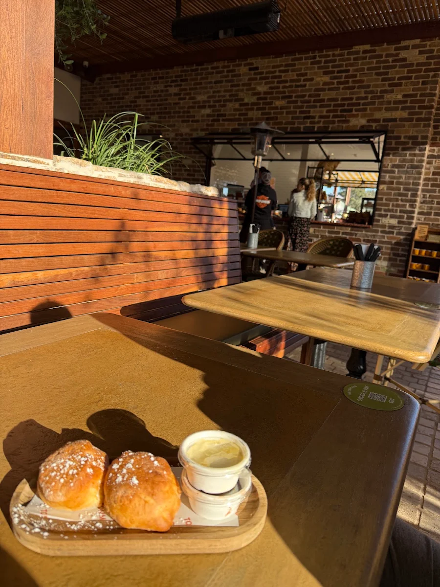 Food & drink, Tommy's Cafe