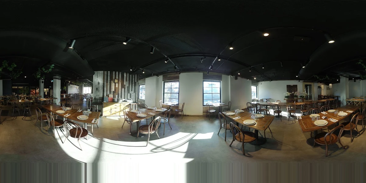 Vibe, Absolute Thai, William St