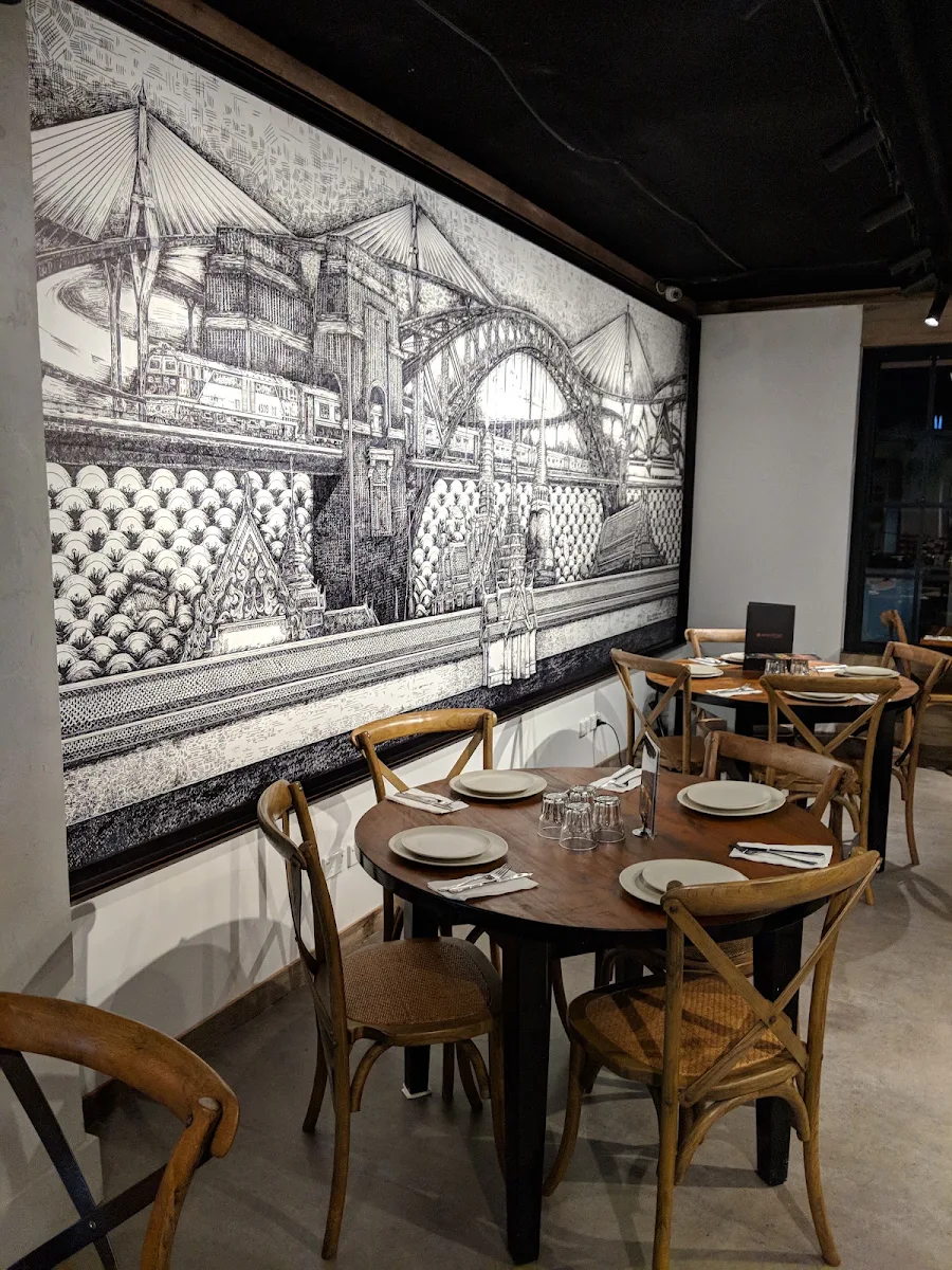 Vibe, Absolute Thai, William St