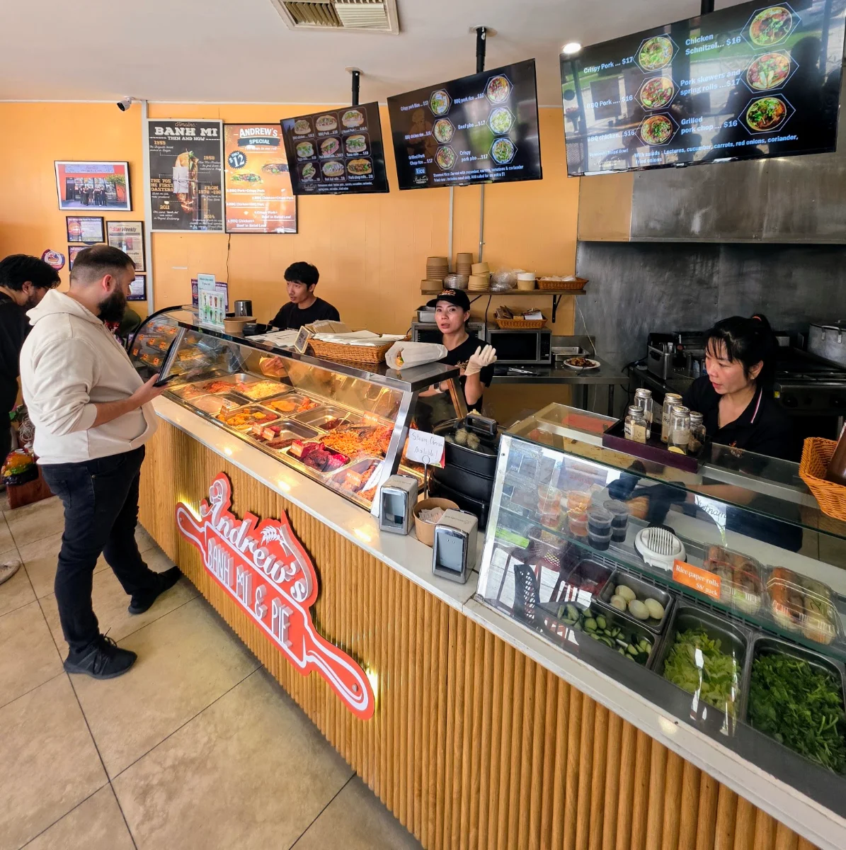 Vibe, Andrew’s Banh Mi &Pie - Thomastown