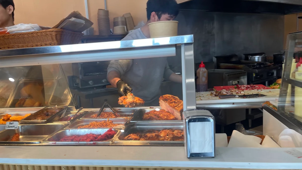 Vibe, Andrew’s Banh Mi &Pie - Thomastown