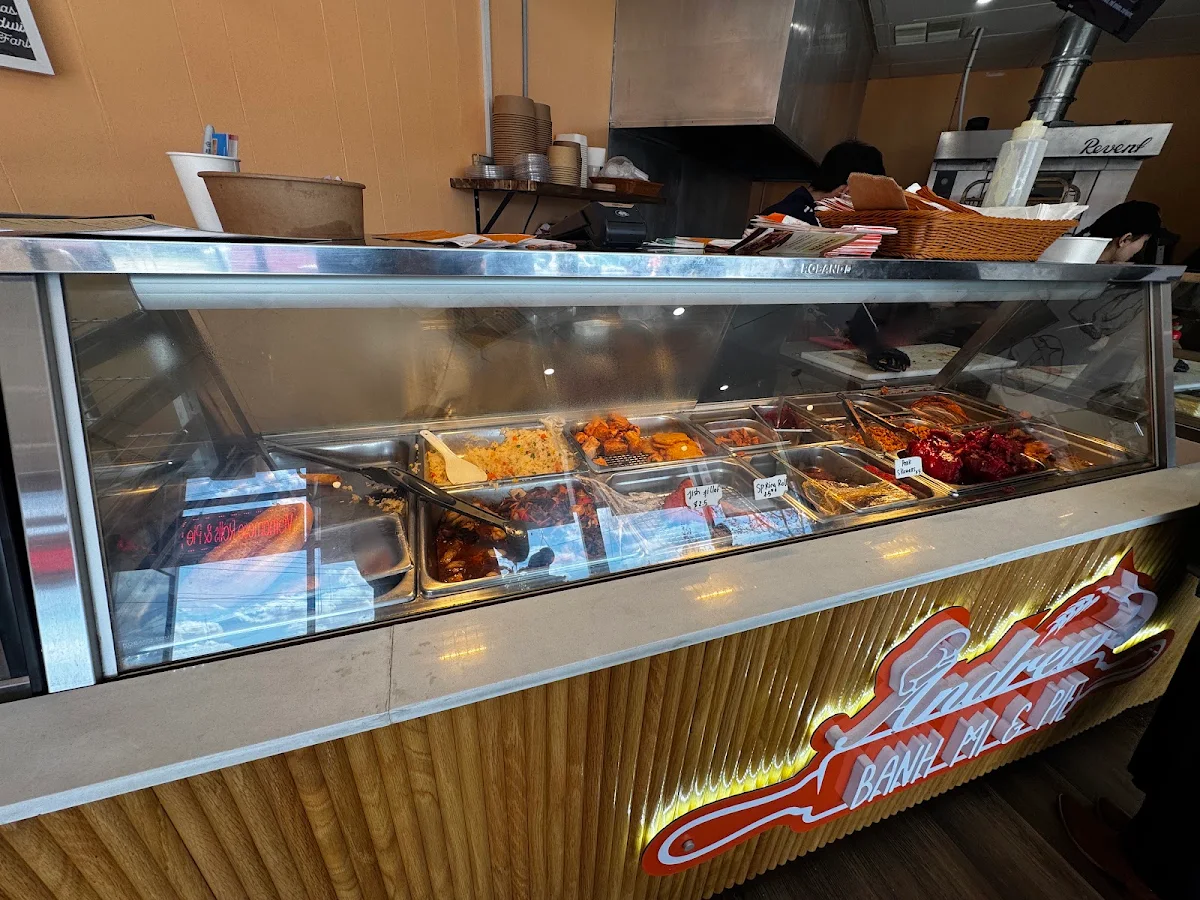 Vibe, Andrew’s Banh Mi &Pie - Thomastown