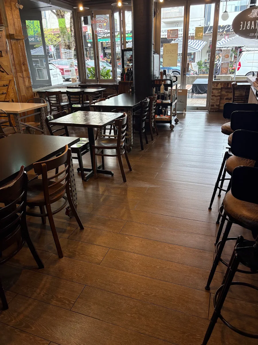 Vibe, The Stable Cafe
