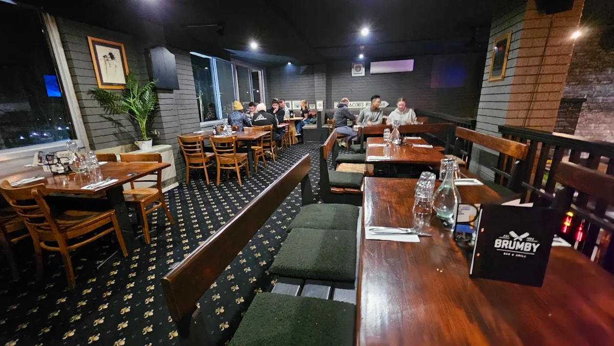 Vibe, Brumby Bar & Grill