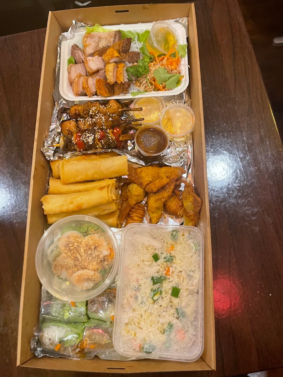 Food & drink, Trang Hue Vietnamese Food