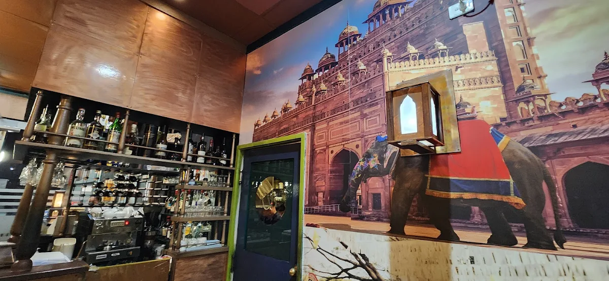Vibe, Shiraaz Indian Restaurant