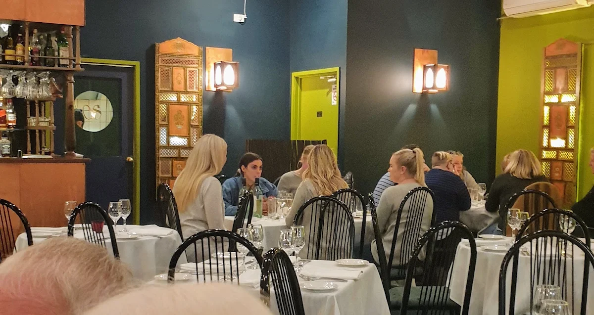 Vibe, Shiraaz Indian Restaurant