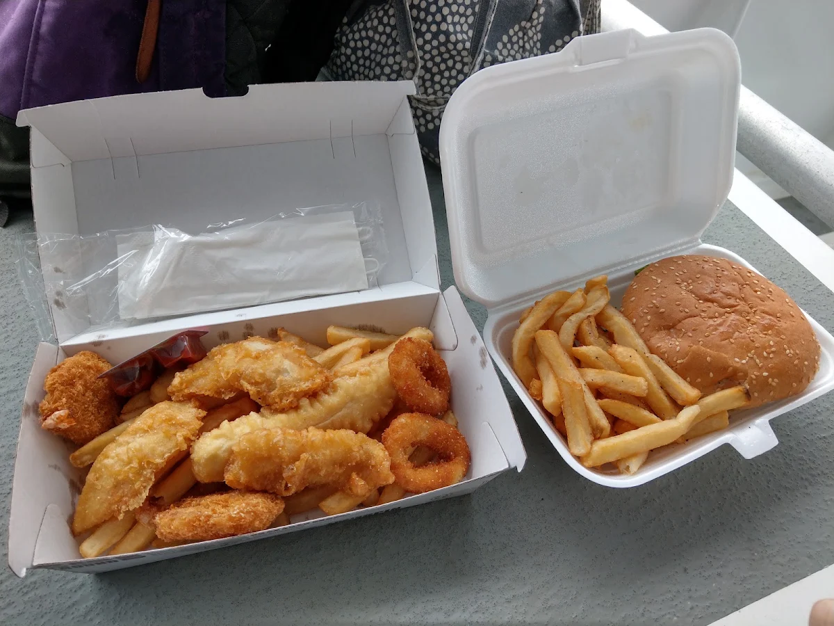 Food & drink, Dolphin Watch Cafe